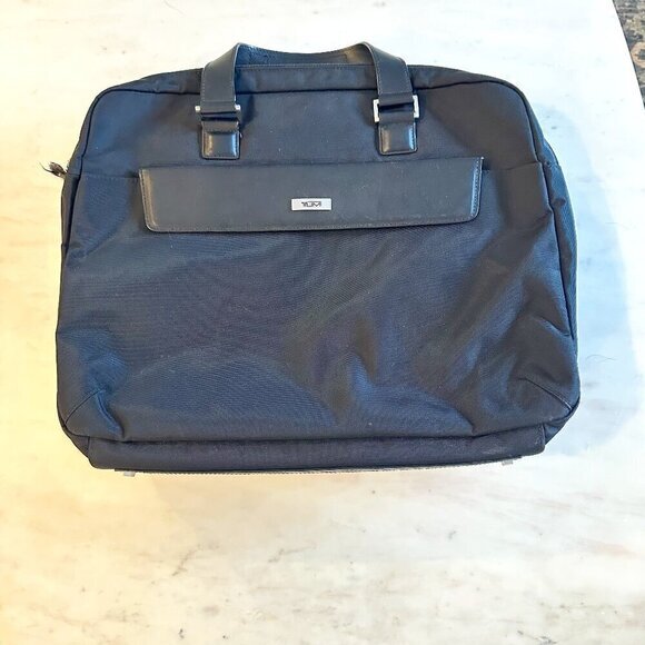 Tumi Black Nylon Slim‎ Laptop Leather Trim Top Handle Commuter Travel Business